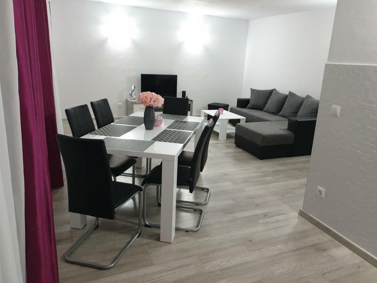 Apartman Luma Baška Voda Exterior foto